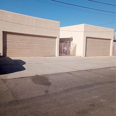 2125 Whitewater Dr, Bullhead City, AZ 86442