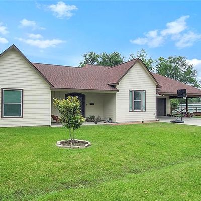 215 Fern Ln, Highlands, TX 77562