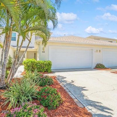 216 Thatch Palm Ct, Indian Harbour Beach, FL 32937