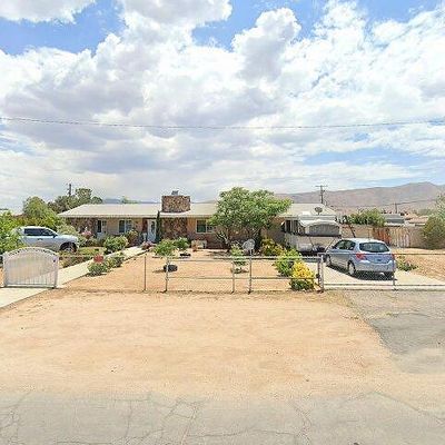 21945 Panoche Rd, Apple Valley, CA 92308