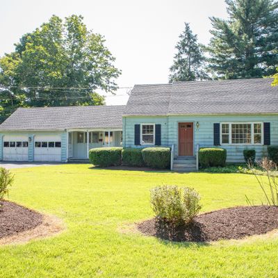 22 Barry Ln, Simsbury, CT 06070