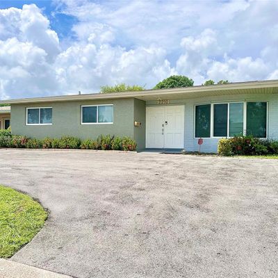 2210 N 54 Th Ave, Hollywood, FL 33021