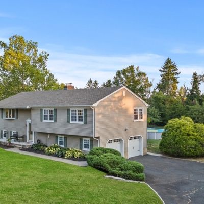 23 Walker Dr, Hillsborough, NJ 08844