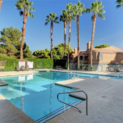 231 Mission Newport Ln #203, Las Vegas, NV 89107