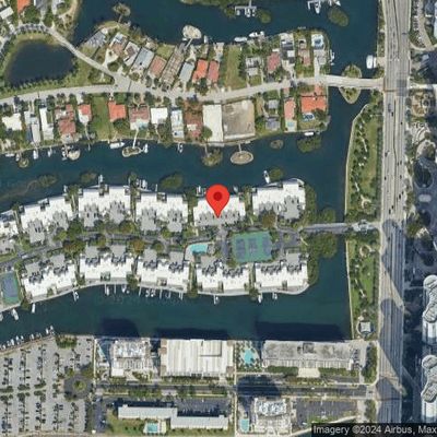 231 Poinciana Dr #401, Sunny Isles Beach, FL 33160