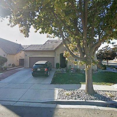 195 Spring Ave, Patterson, CA 95363