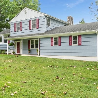 2 Shady Ln, Flemington, NJ 08822