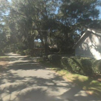 20 S Calibogue Cay Rd, Hilton Head Island, SC 29928