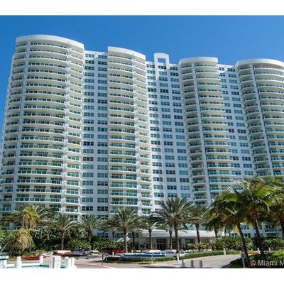 20201 E Country Club Dr #1604, Miami, FL 33180