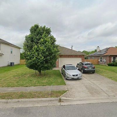 203 Saul St, Hutto, TX 78634