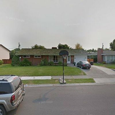 2041 S Crestmont Dr, Moses Lake, WA 98837