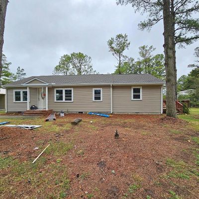 26241 W Pear St, Crisfield, MD 21817