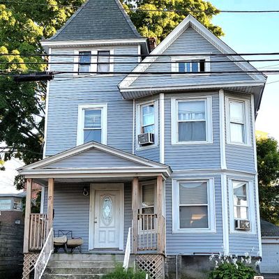 27 Center St, Bridgeport, CT 06604