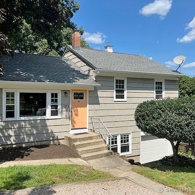 27 Field St, Pawcatuck, CT 06379