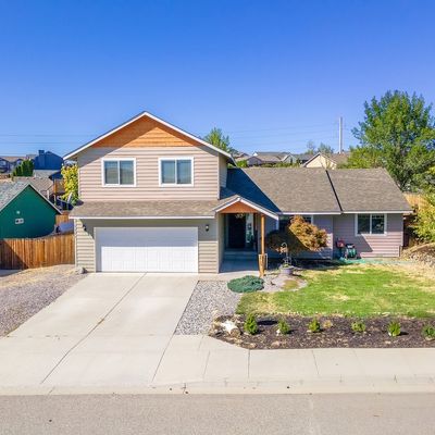 2724 Semolina Loop, East Wenatchee, WA 98802