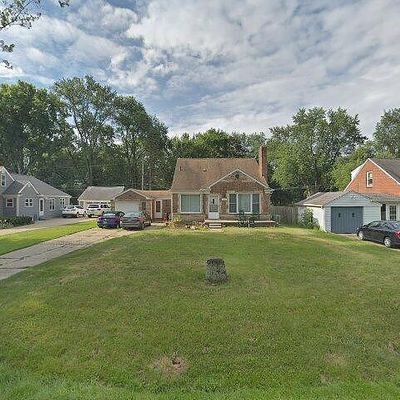 27981 Whitcomb St, Livonia, MI 48154