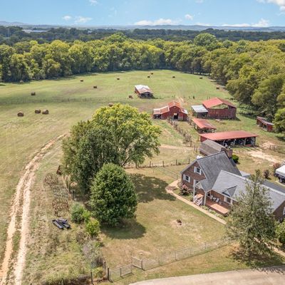 2847 Ashwood Rd, Columbia, TN 38401