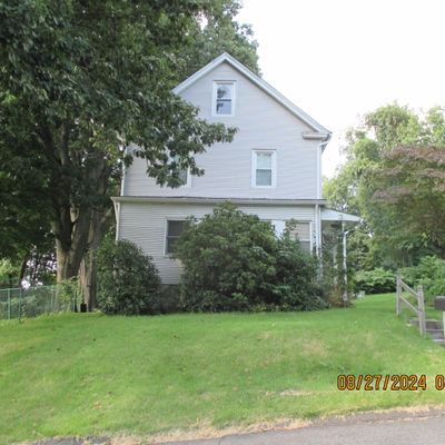 3 Roy St, Meriden, CT 06450