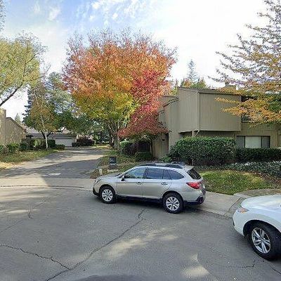 30 Adelphi Ct, Sacramento, CA 95825