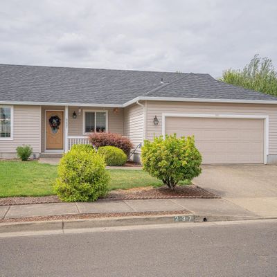 237 Baylor Dr, Woodburn, OR 97071