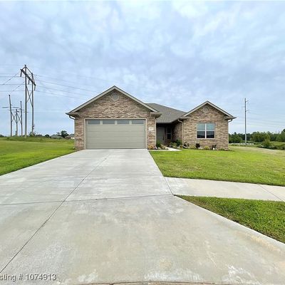 2372 Highland Ave, Van Buren, AR 72956