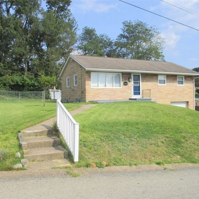 24 Russell St, Baden, PA 15005