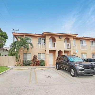 242 E 3 Rd St #205, Hialeah, FL 33010