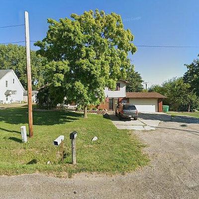 24630 Van Horn Rd, Flat Rock, MI 48134