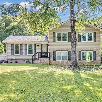 2531 Falcon Ridge Dr, Grayson, GA 30017