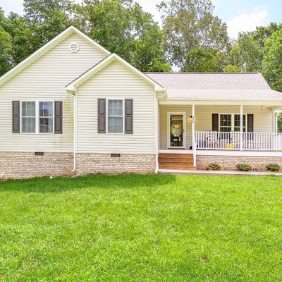 258 Pine St, Appomattox, VA 24522