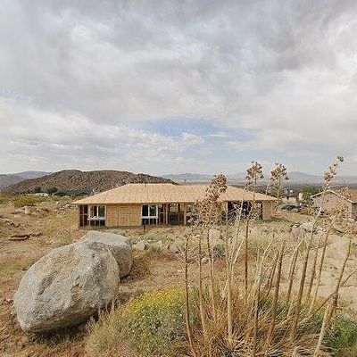 32226 Sapphire Rd, Lucerne Valley, CA 92356