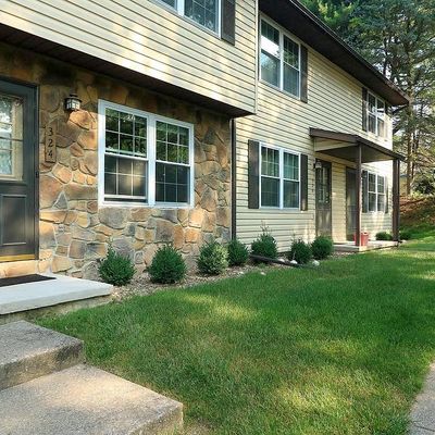 324 Amblewood Way, State College, PA 16803