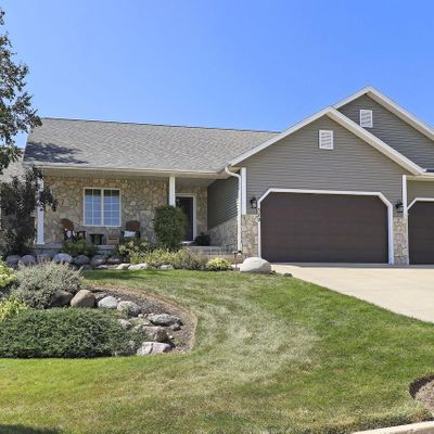 329 S Stone Ridge Dr, Lake Geneva, WI 53147