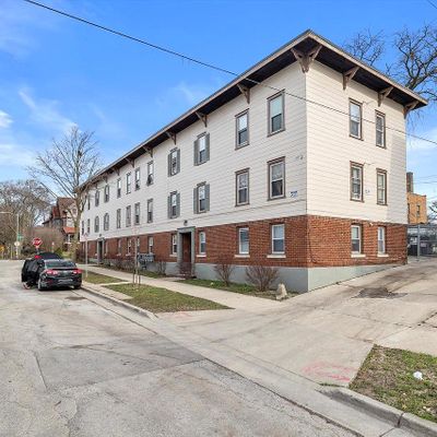 3303 W Juneau Ave #3311, Milwaukee, WI 53208