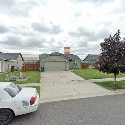 353 S Solar St, Airway Heights, WA 99001