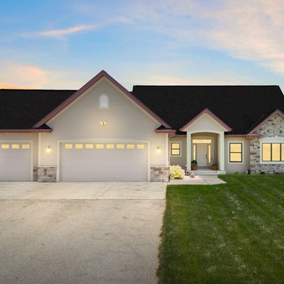 3611 Britton Rdg, Union Grove, WI 53182