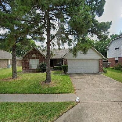 3005 London Ct, Pearland, TX 77581