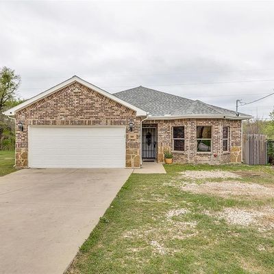 3021 Hanger Ave, Fort Worth, TX 76105