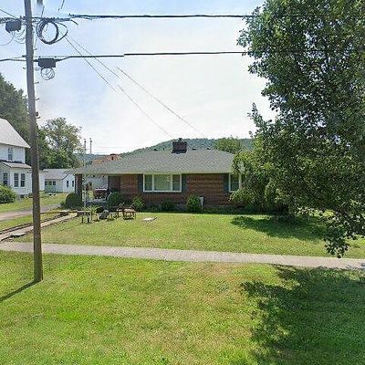 304 Broad St, Port Allegany, PA 16743