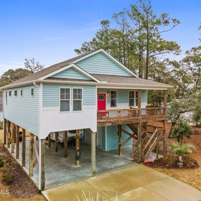 312 Ne 56 Th St, Oak Island, NC 28465