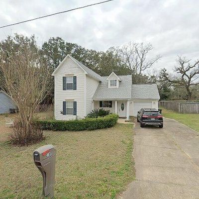 319 Robin Hood Ln, Pensacola, FL 32526