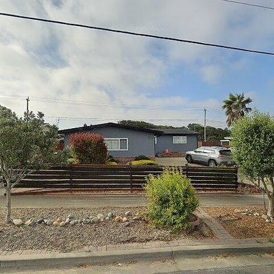 3194 Tallmon St, Marina, CA 93933