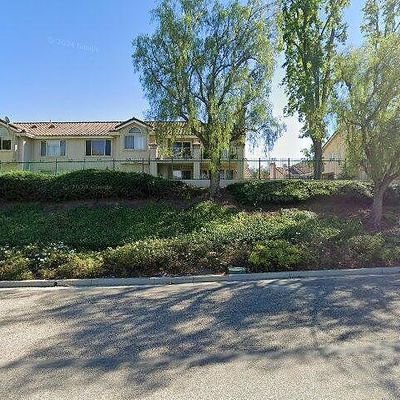 420 Huyler Ln #B, Simi Valley, CA 93065