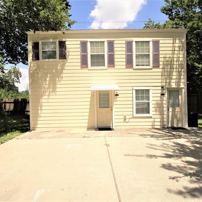 422 W Burleson St, Wharton, TX 77488