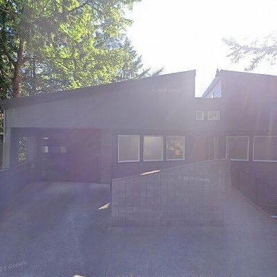 4300 Sw Hewett Blvd, Portland, OR 97221