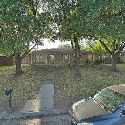 432 Newcastle Dr, Desoto, TX 75115