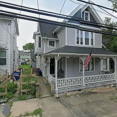 435 Race St, Catasauqua, PA 18032