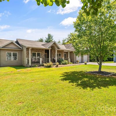 435 Ridgeview Rd, Leicester, NC 28748