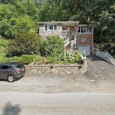 450 Skyline Lake Dr, Ringwood, NJ 07456