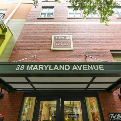 38 Maryland Ave #322, Rockville, MD 20850